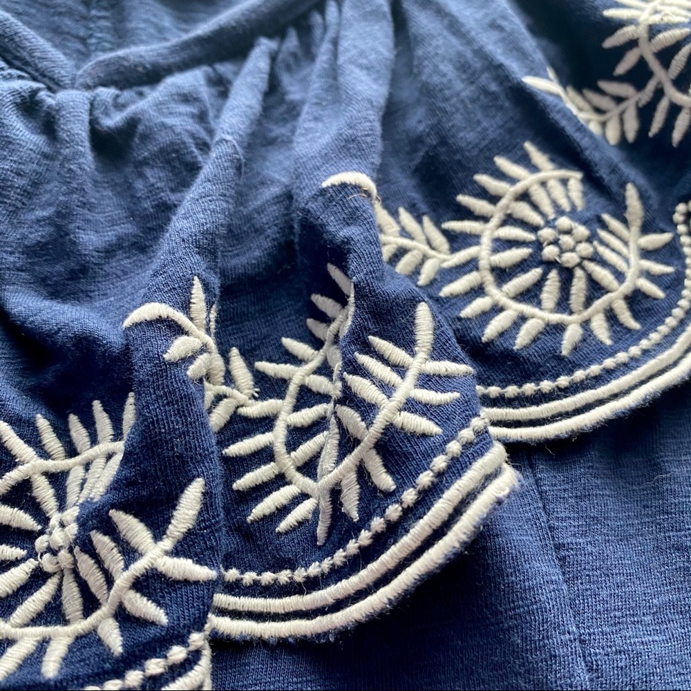 SOLD 💕Anthropologie Embroidered Julieta Ruffle Neck Top - Picture 5 of 10
